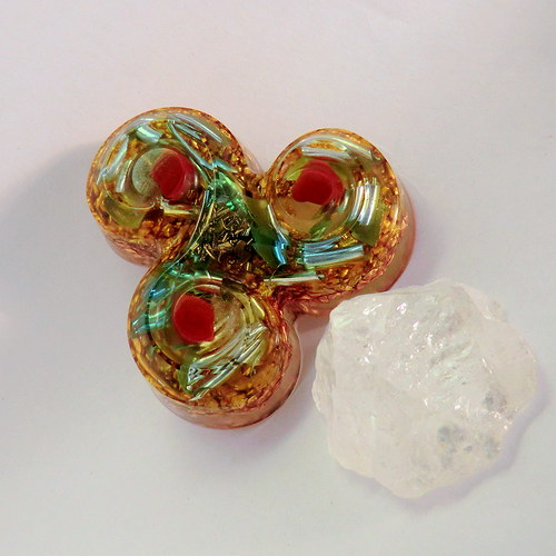 Orgonit * Amulet(1)* Triskel s jaspisem*Láska* — foto 5