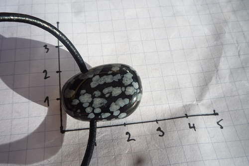 Vrtaný obsidián č. L7957 — foto 3