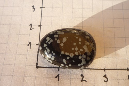 Vrtaný obsidián č. L8063 — foto 3