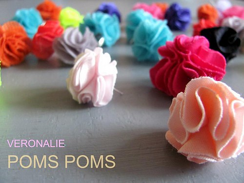 POMS krémové — foto 2