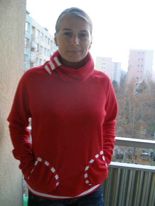 Teploučká mikina...v červené... — foto 2