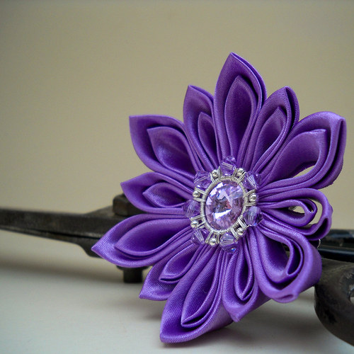 Kanzashi spona/brož Viola — foto 2