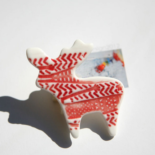 Los červený (porcelánová brož) — foto 2
