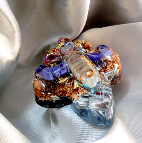 Orgonit 2*Lilie ,,Fleur de lis,, pro STŘELCE — foto 2