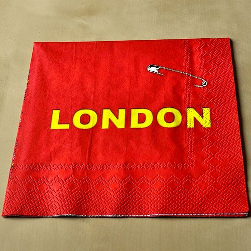 Ubrousek - London — foto 2