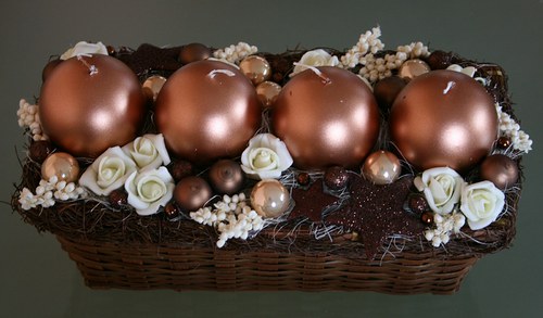 Adventní svícen v hnědokrémové — foto 3