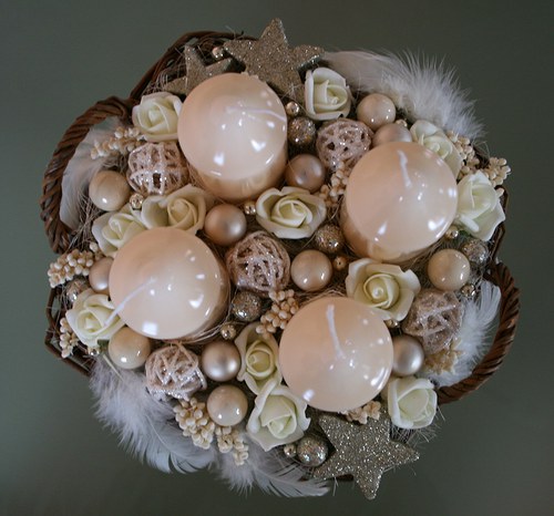 Velký adventní svícen v krémové — foto 2