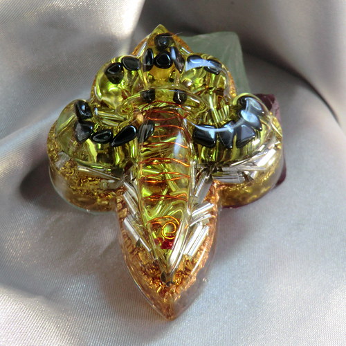 Orgonit 6*Lilie ,,Fleur de lis,, pro RAKA — foto 3