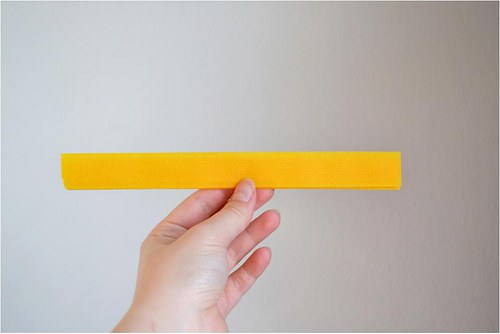Suchý zip žlutý 3cm x 20cm — foto 2