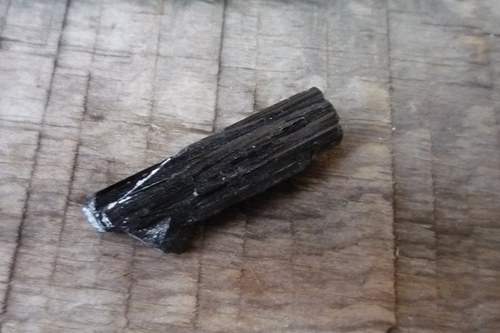 Turmalín tyčkový č. L8289 — foto 2