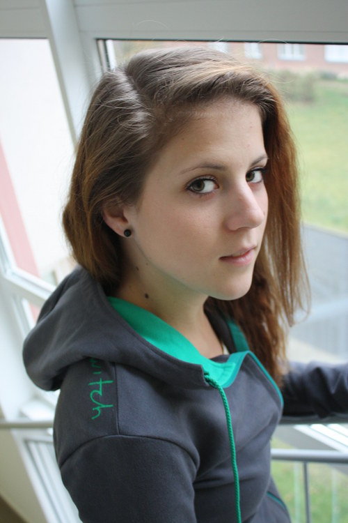 Mikina — foto 3