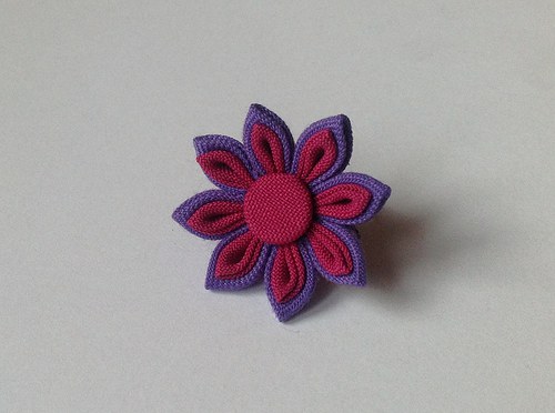 Prstýnek z kanzashi — foto 2