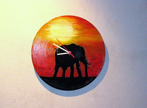 Hodiny "Elephant" — foto 2