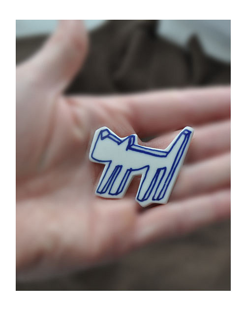 Nové_porcelánová brož Koča 3D_m — foto 2