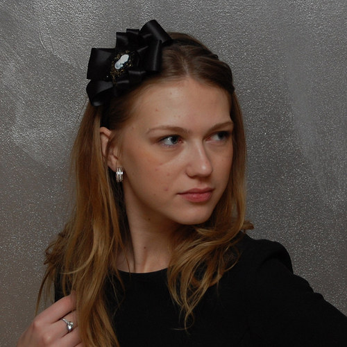 Black mademoiselle vintage ... čelenka — foto 3