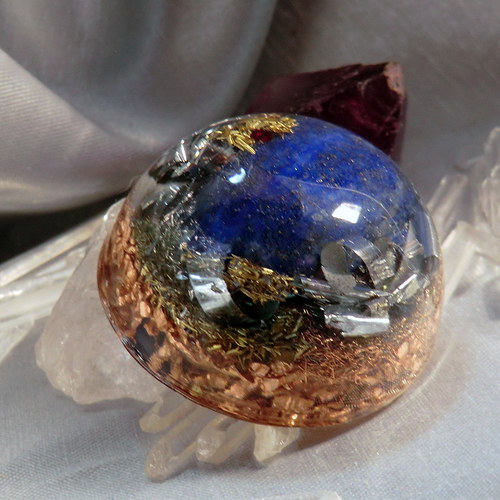 Osobní orgonit (13) - Polokoule 4cm - Lapis — foto 6
