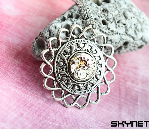 Amulet — foto 3