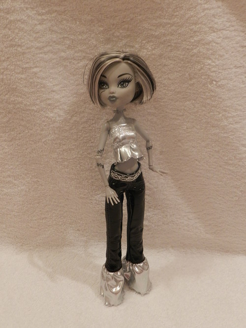 Obleček pro Monster high — foto 4