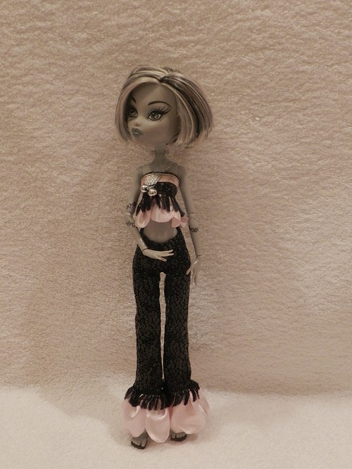 Obleček pro Monster high — foto 4