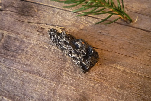 Tektit, meteorit č. L8666 — foto 2