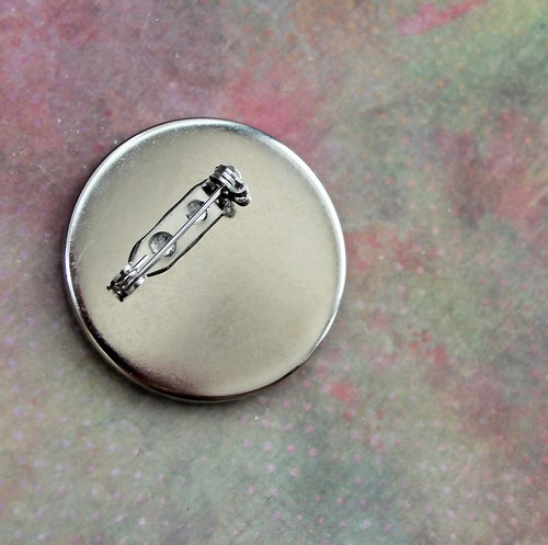 Red brooch — foto 2