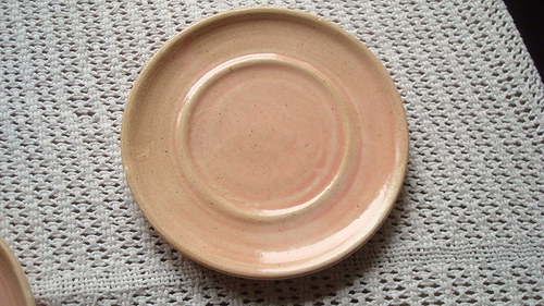 Červený podšálek-matný — foto 2