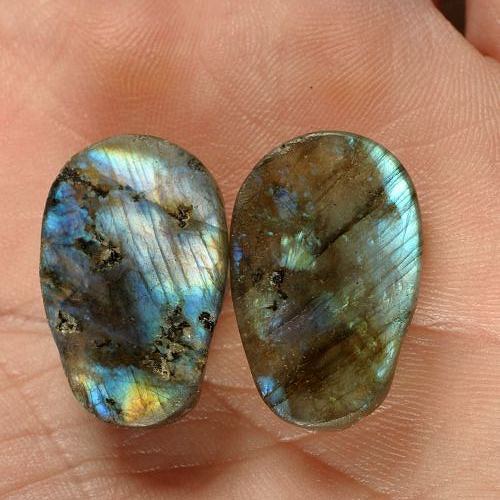 Labradorit- CABOCHON- lebky-pár — foto 2