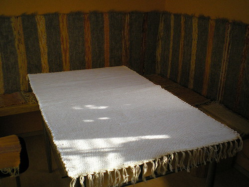 Ručně tkaný ubrus - SNĚHOVÝ — foto 5
