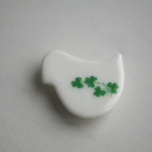 ...a hodně štěstí! (porcelánová brož) — foto 4