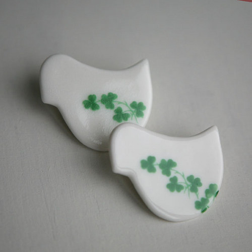 ...a hodně štěstí! (porcelánová brož) — foto 5