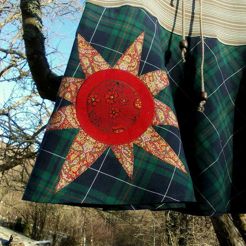 Sukýnka s květem — foto 4
