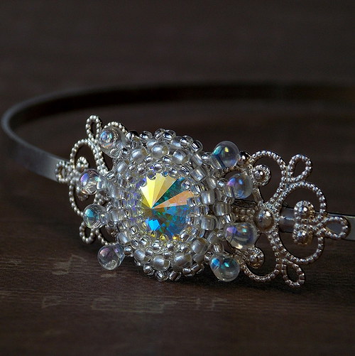 Rosněnka Romantická - Swarovski...čelenka... — foto 2