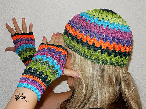 Duhová čepice + bezprsťáky RAINBOW (setík) — foto 2