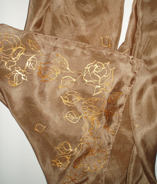 Hnědá šála Gold Roses — foto 4