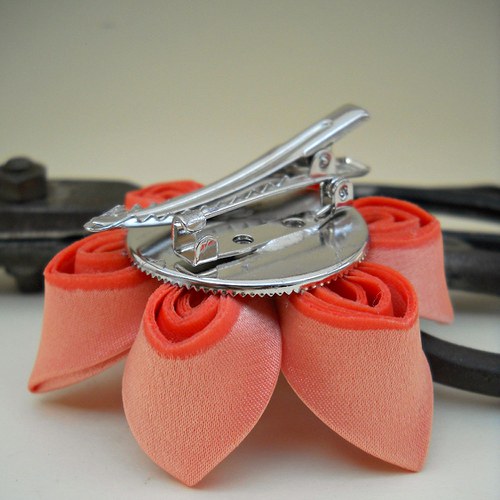 Kanzashi spona/brož Peach — foto 4