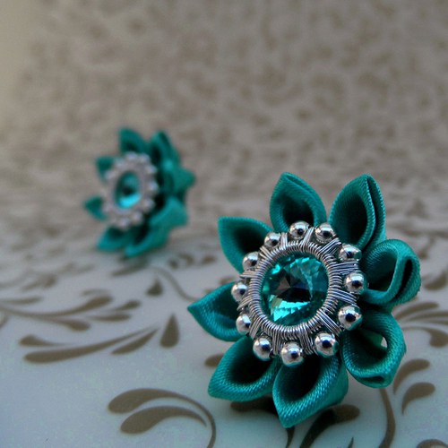 Kanzashi náušnice Mint — foto 2