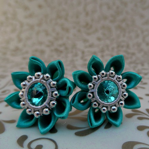 Kanzashi náušnice Mint — foto 3