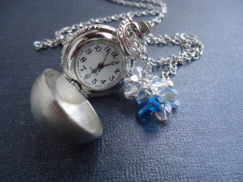 Náhrdelník s hodinkami "Crystal blue" — foto 2
