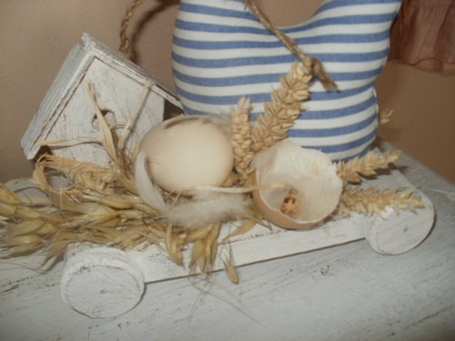 Slepička na dřevěném podvozku — foto 2