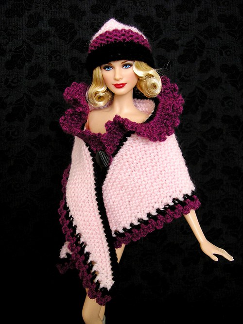 Růžový pléd s čepicí pro Barbie — foto 2