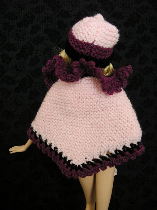 Růžový pléd s čepicí pro Barbie — foto 4