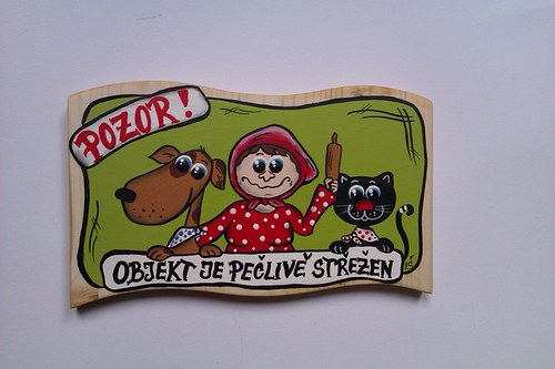 Originální cedule na plot-pečlivě střeženo — foto 2