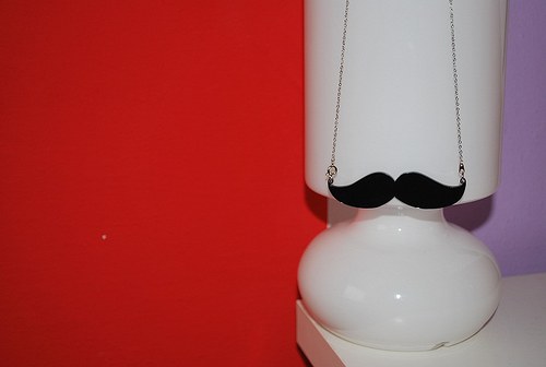 Moustache přívěsek — foto 2