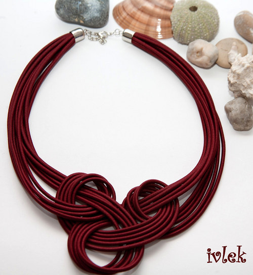 Náhrdelník - v eleganci s uzly — foto 5