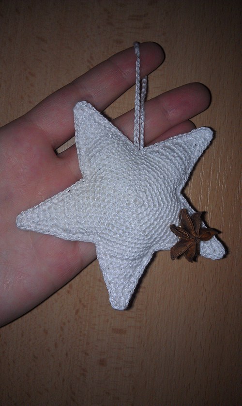 Háčkovaná hvězdička - mini — foto 2