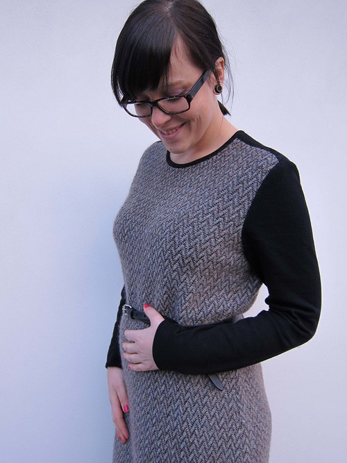 Pletené šaty — foto 3