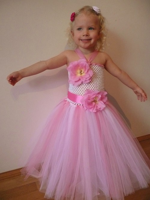 Tutu šatičky pro princeznu i družičku — foto 2