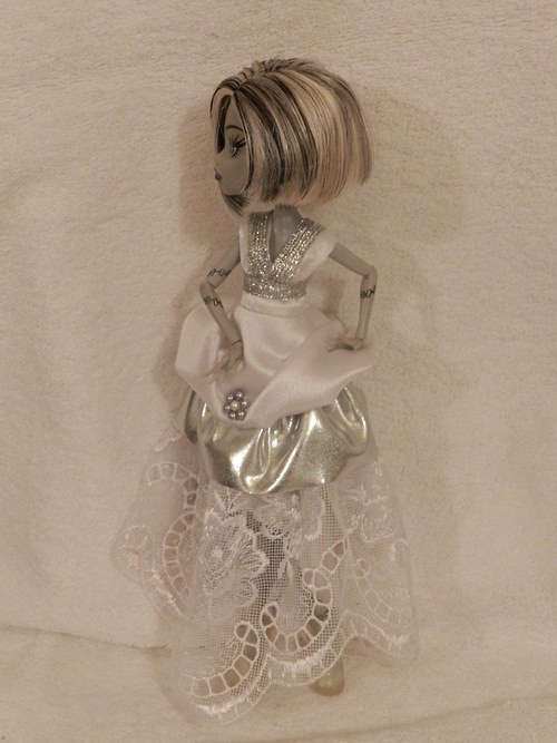 Šatičky pro Monster high — foto 6