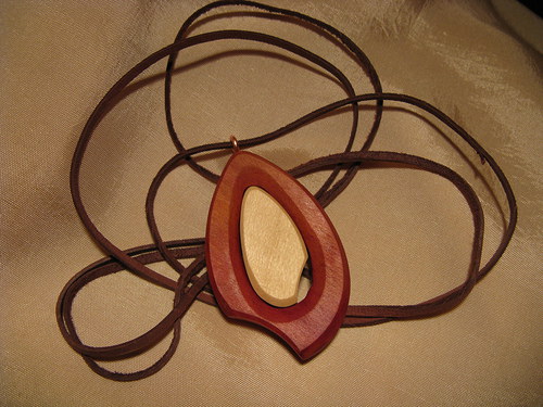 Mandle nakousnutá — foto 2