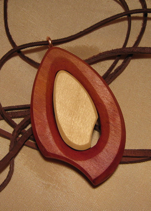 Mandle nakousnutá — foto 4